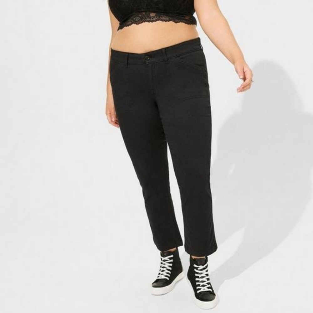 Utility Crop Pant - Picture 3 of 6